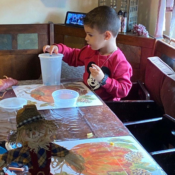 Meet your Posh Ambassador Toni - Picture 4 of 6